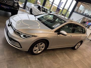 MYAUTOCENTER – Gebraucht- und Jahreswagen mit Werkstattservice in Pfaffenhofen Volkswagen Golf VIII Variant Life *1. Hand*Kamera*AHK*Klima