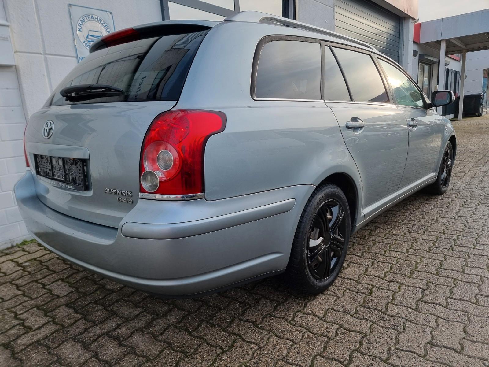 Toyota Avensis 2009 — photo 5