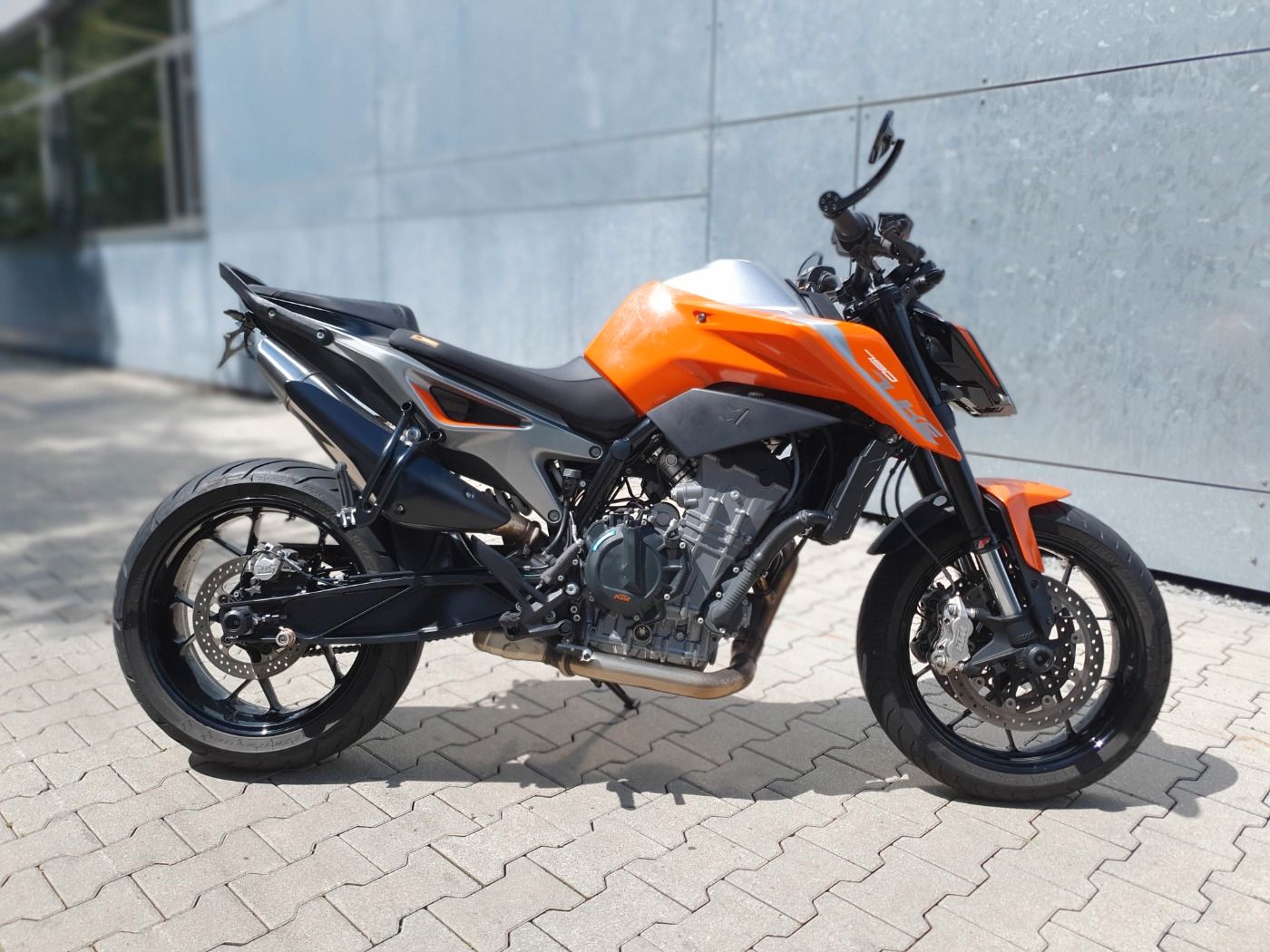 Fahrzeugabbildung KTM 790 Duke