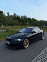 BMW 335i E92  6-Gang Schalter  TÜV bis 2027 - BMW 335 aus 2006: 335i