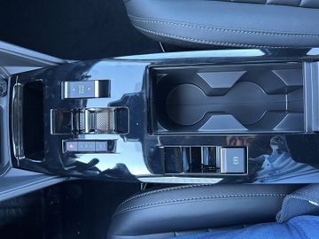 Citroën C4 Hybrid 145 Max KAMERA LED SHZ NAVI ALU