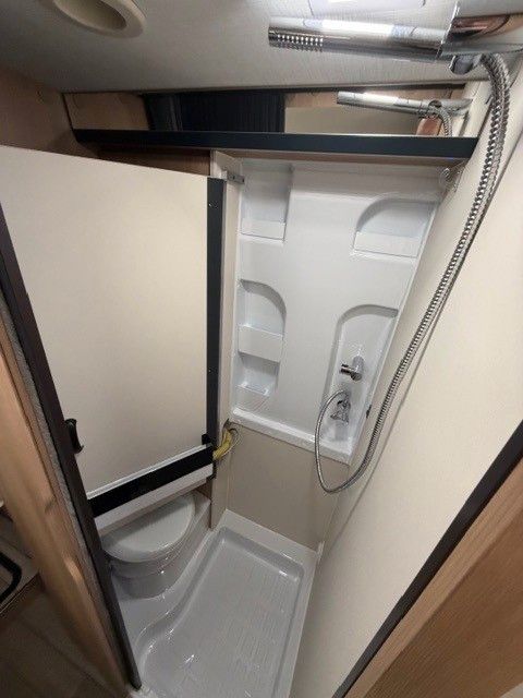 Fahrzeugabbildung Forster Vantasy V 636 EB Vibe Edition *Autom.*Markise*RF