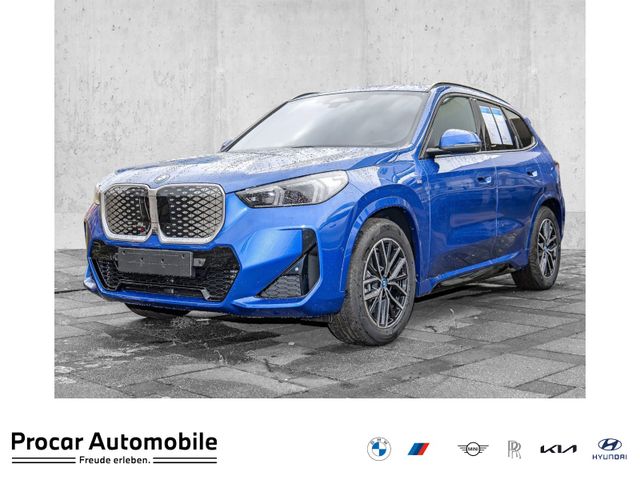 BMW iX1 xDrive30 M-Sportpaket Innovationspaket Comfo