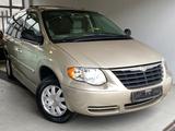 Chrysler Voyager - Chrysler Voyager mit Benzin-Antrieb: Automatik