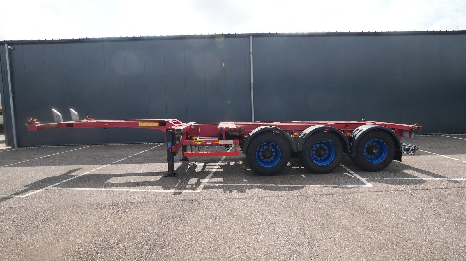 Broshuis 3 AXLE MULTI CONTAINER CHASSIS