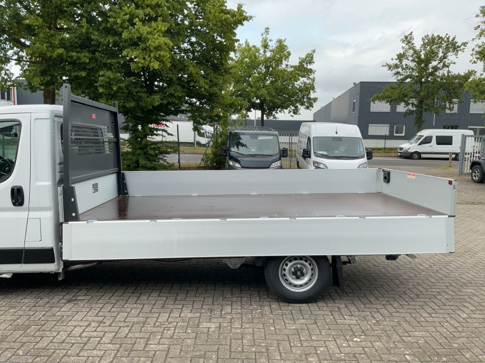 Fahrzeugabbildung Fiat Ducato  Maxi Pritsche L4 140 Multijet Kamera Tem