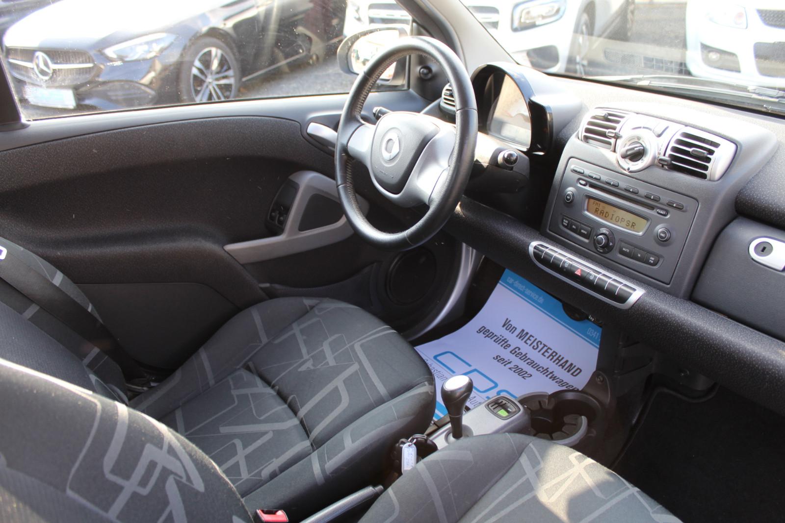 Smart ForTwo 52 KW Automatik +TÜV NEU !!!+Klimaauto.+