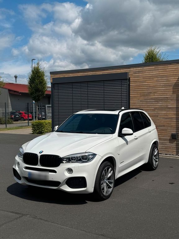 Image of BMW X5