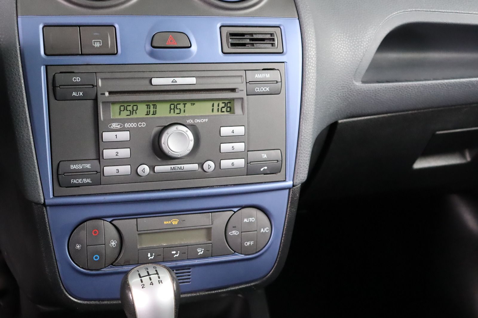 Fahrzeugabbildung Ford Fiesta 1.4 16V Connection * Klimaautom.