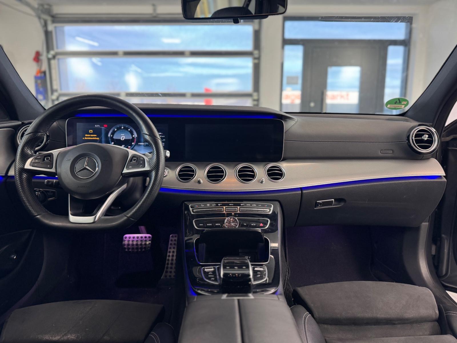 Mercedes-Benz E 220d T-Modell *AMG*Carplay*Ambiente*