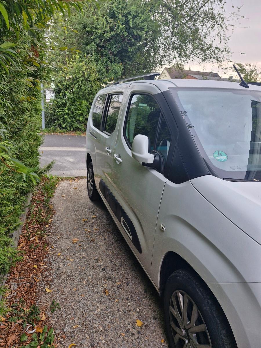 Citroën Berlingo BlueHDi 130 S&S FEEL XL FEEL