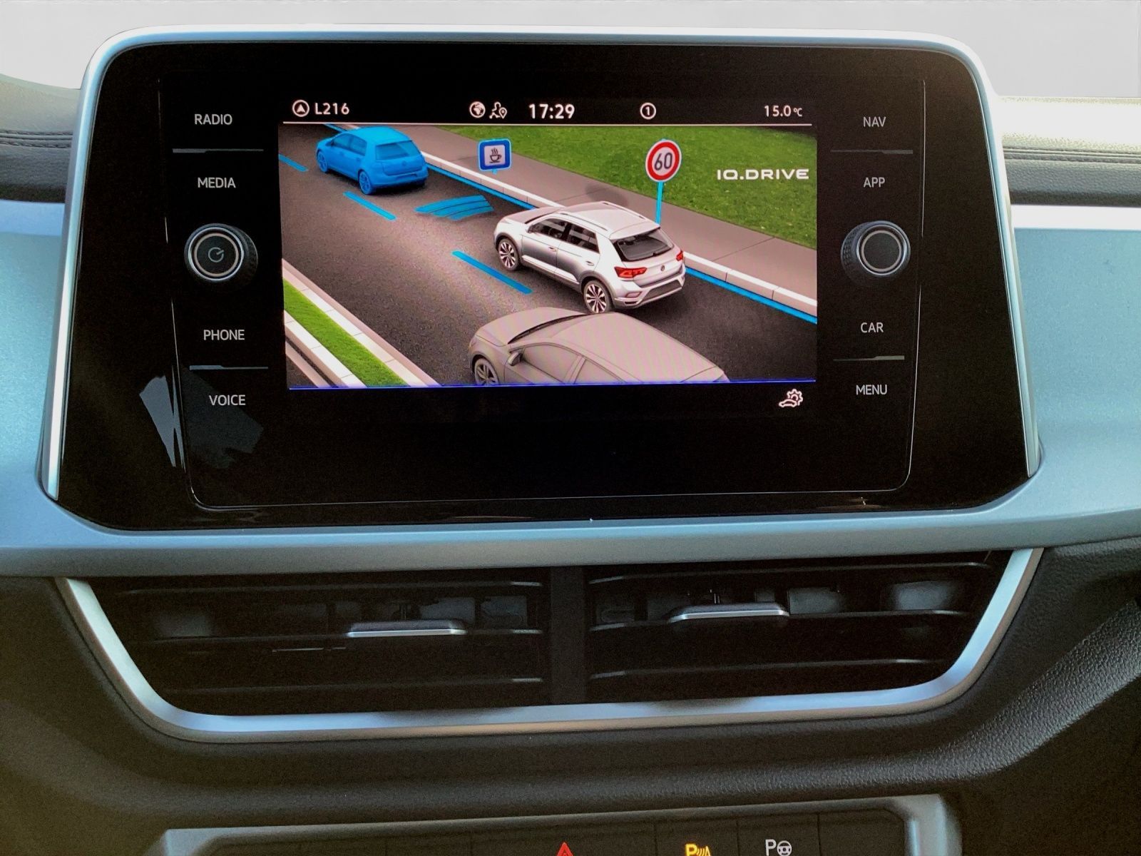 Volkswagen T-Roc - Bild 13