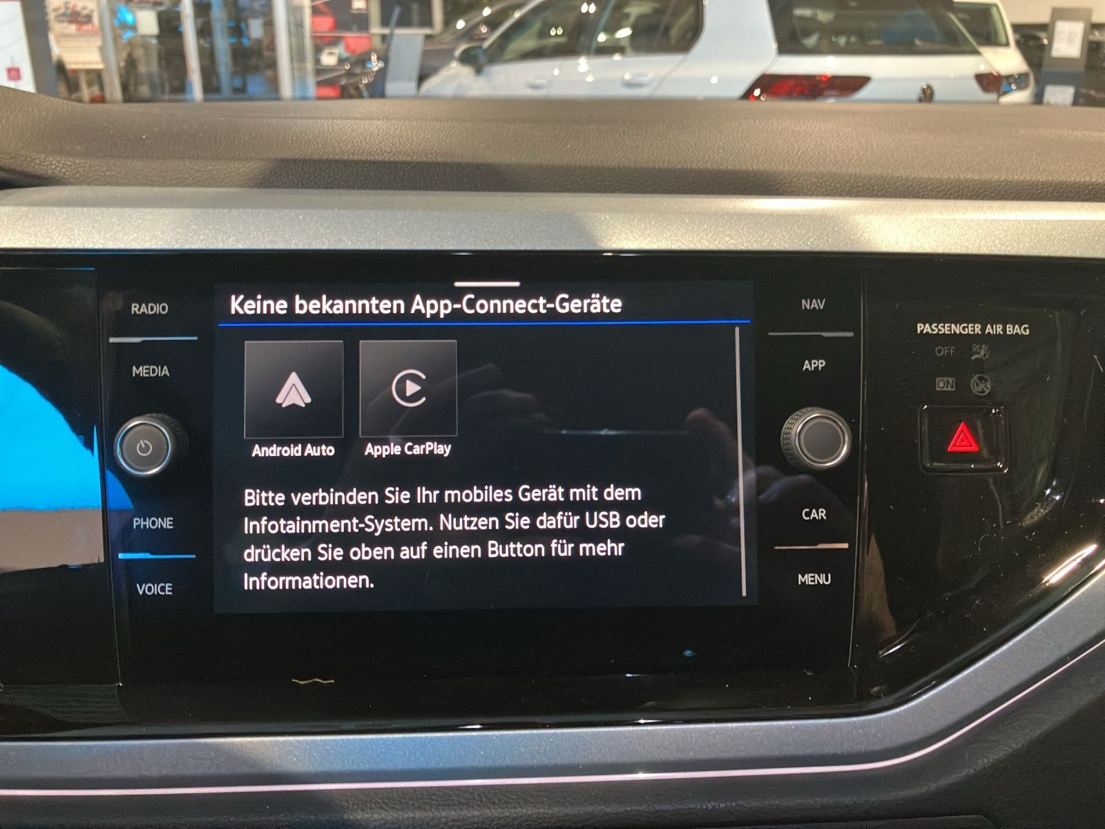 Fahrzeugabbildung Volkswagen Taigo Energy TSI DSG LED ACC SH RearView AppConn
