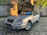 Mercedes-Benz CLK 320 Sport*2. Hand*Scheckheft* Xenon*Leder* - Mercedes-Benz: Clk Sport