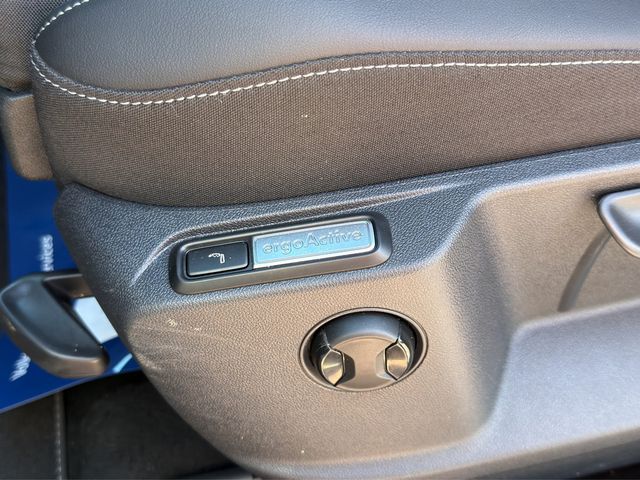 T-Roc 1.5 TSI R-Line DSG NAVI AHK ACC FACEL. LED