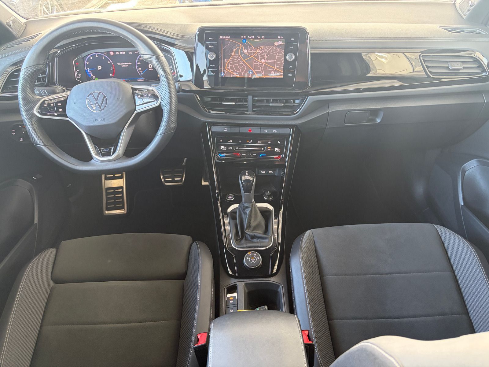 Volkswagen T-Roc - Bild 13