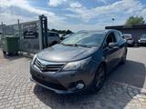 Toyota Avensis Combi 1,8-l-Valvematic Life - Toyota Avensis: Kombi, 1.8