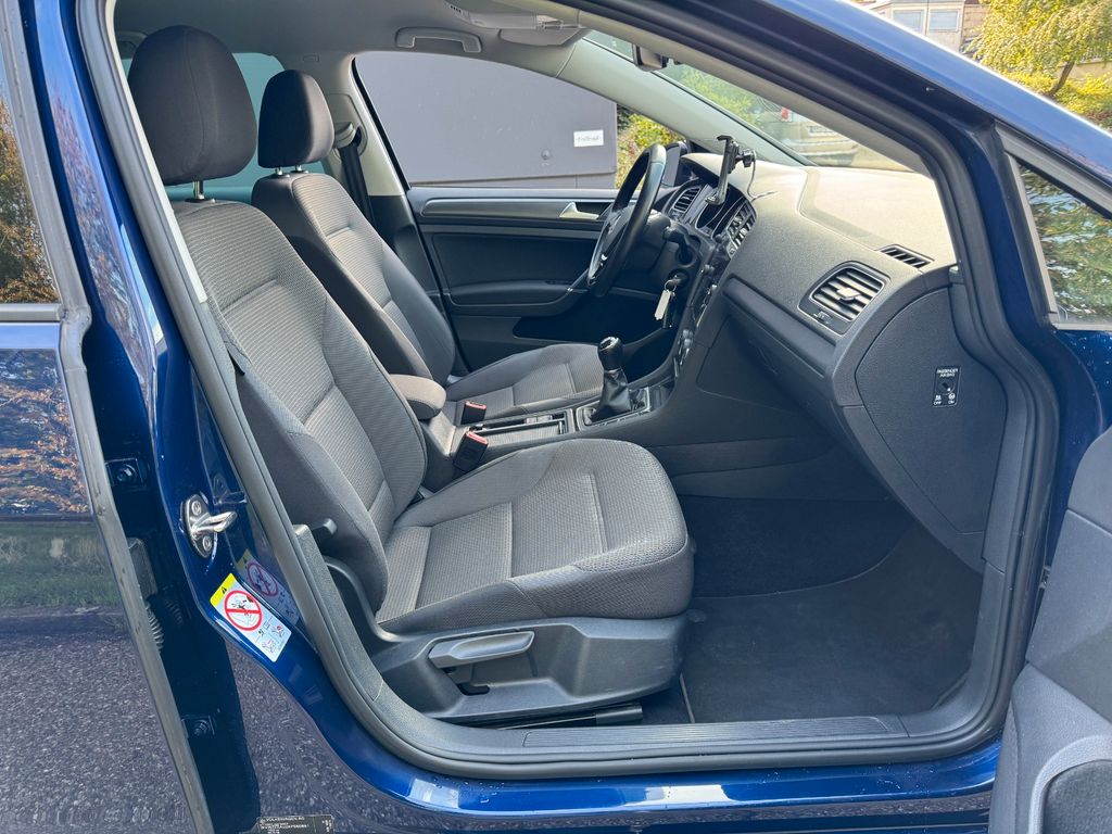 Volkswagen Golf 1.6 TDI Variant ,1.Hand,Standheizung,ACC
