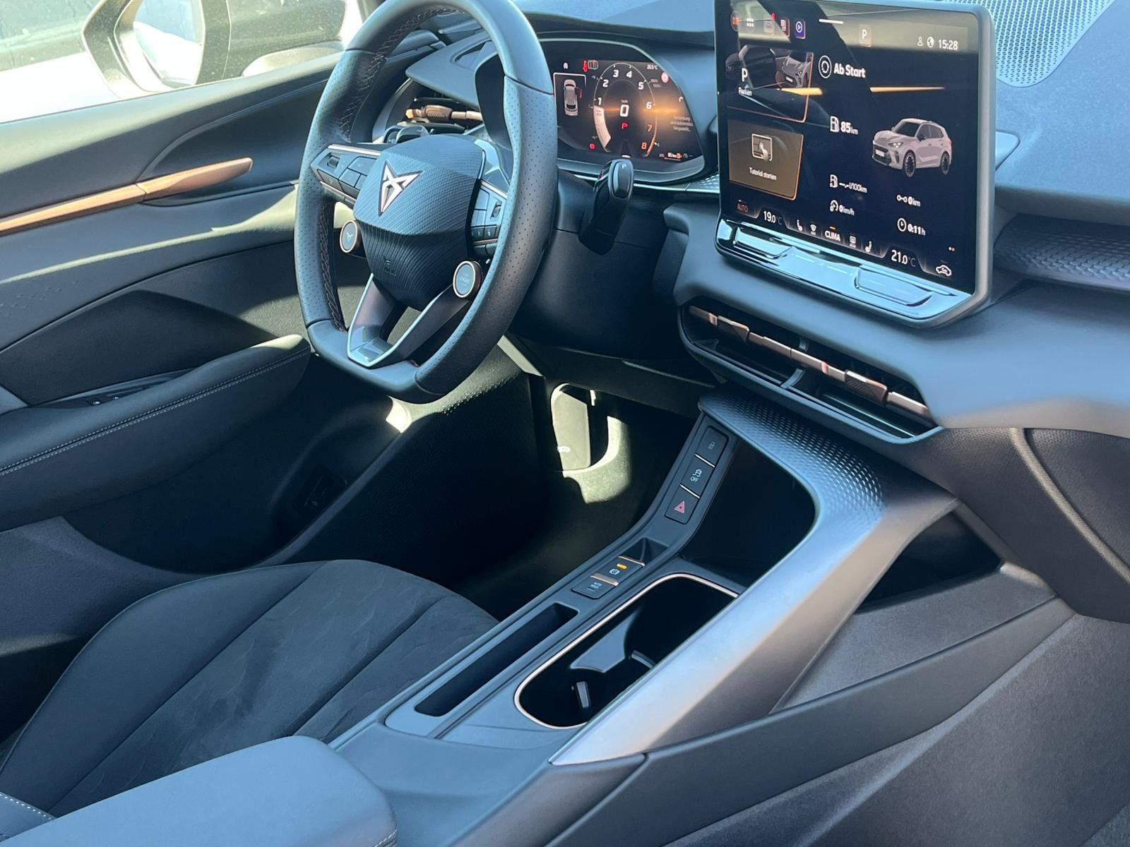 Immagine del veicolo CUPRA Terramar 1.5 eTSI Dinamica Edge package HUD 19"