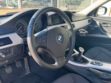 BMW 320 - 10