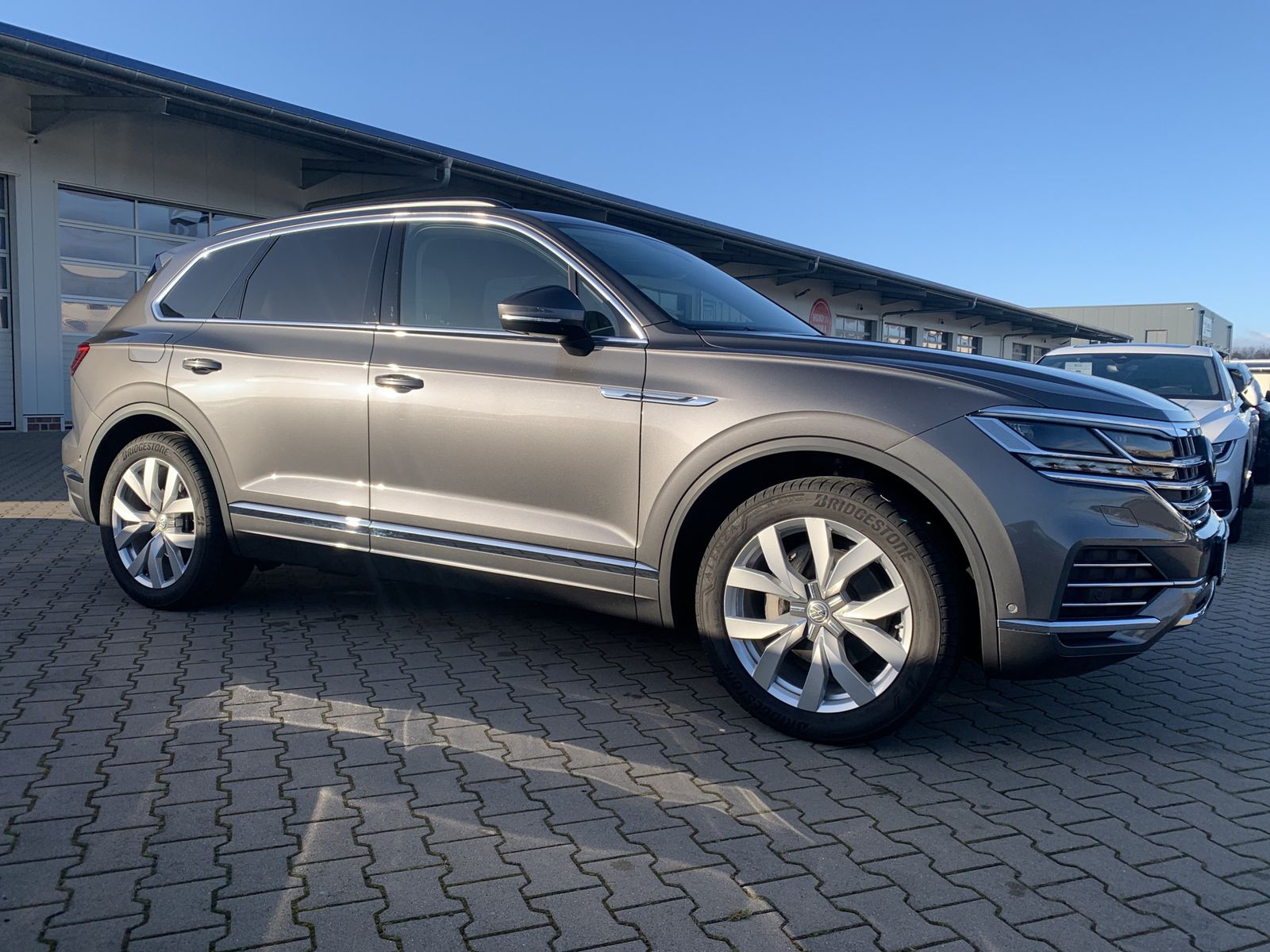 Fahrzeugabbildung Volkswagen Touareg 3.0 TDI*4Motion*AHK*HeadUp*SoftClose*Cam