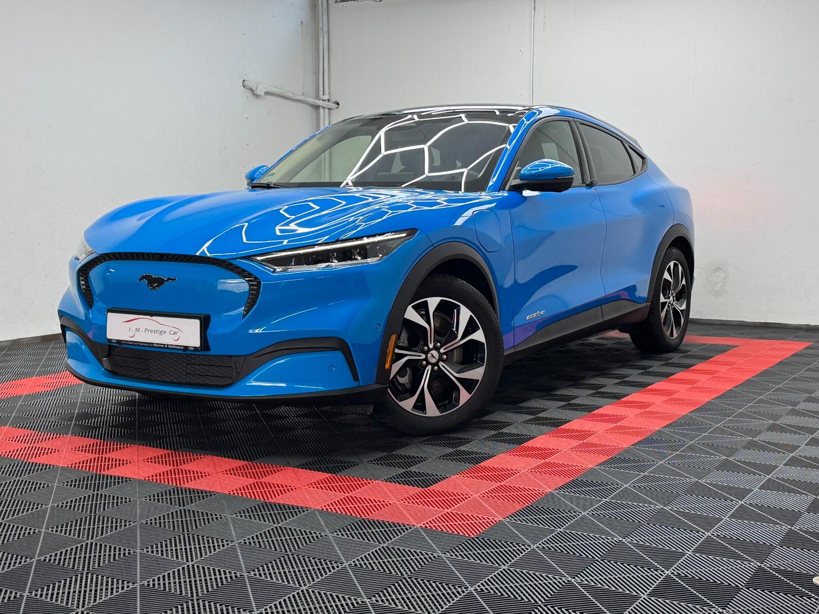 Ford Mustang Mach-E Pano 360° Kamera Navi LED