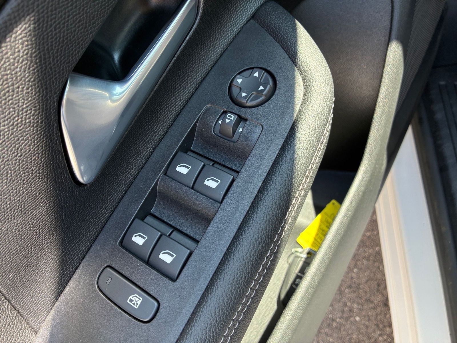 Fahrzeugabbildung Opel Mokka 1.2 Turbo GS KlimaA,LED,SHZ,Kam.,PDC