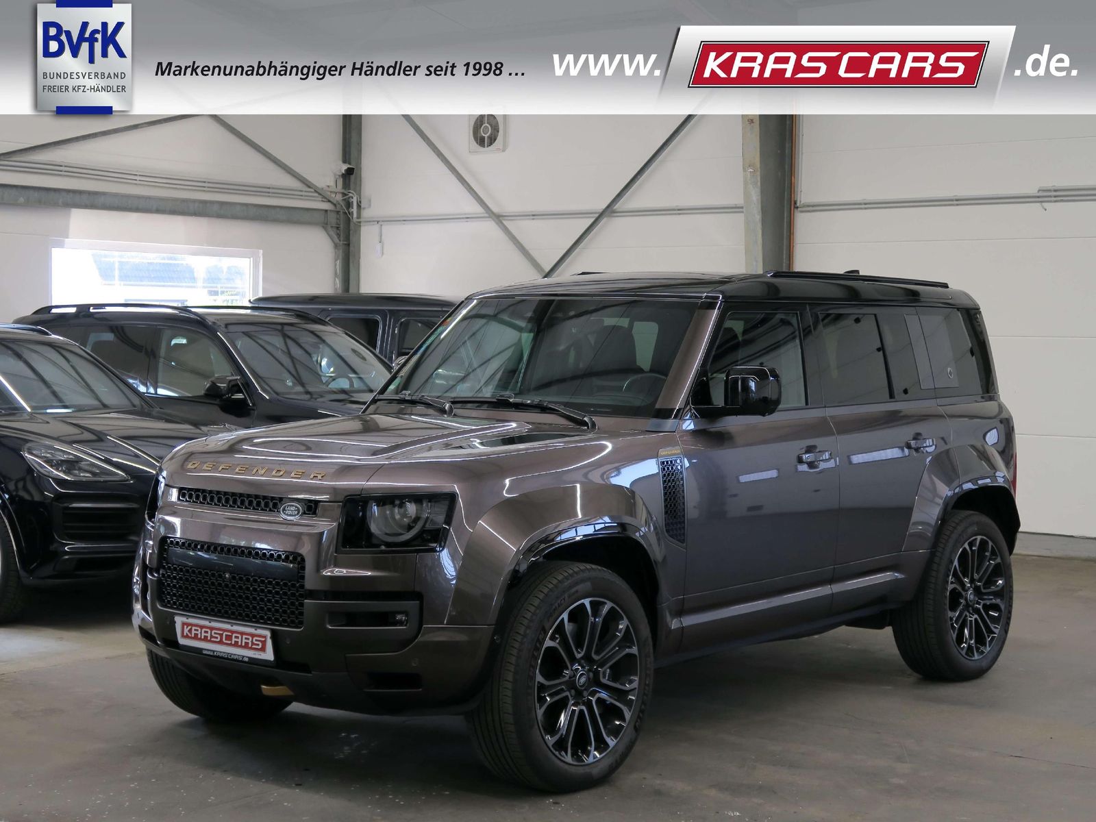 Land Rover Defender 110 P635 OCTA 1.Hd.*Leder schwarz*22' foto 9