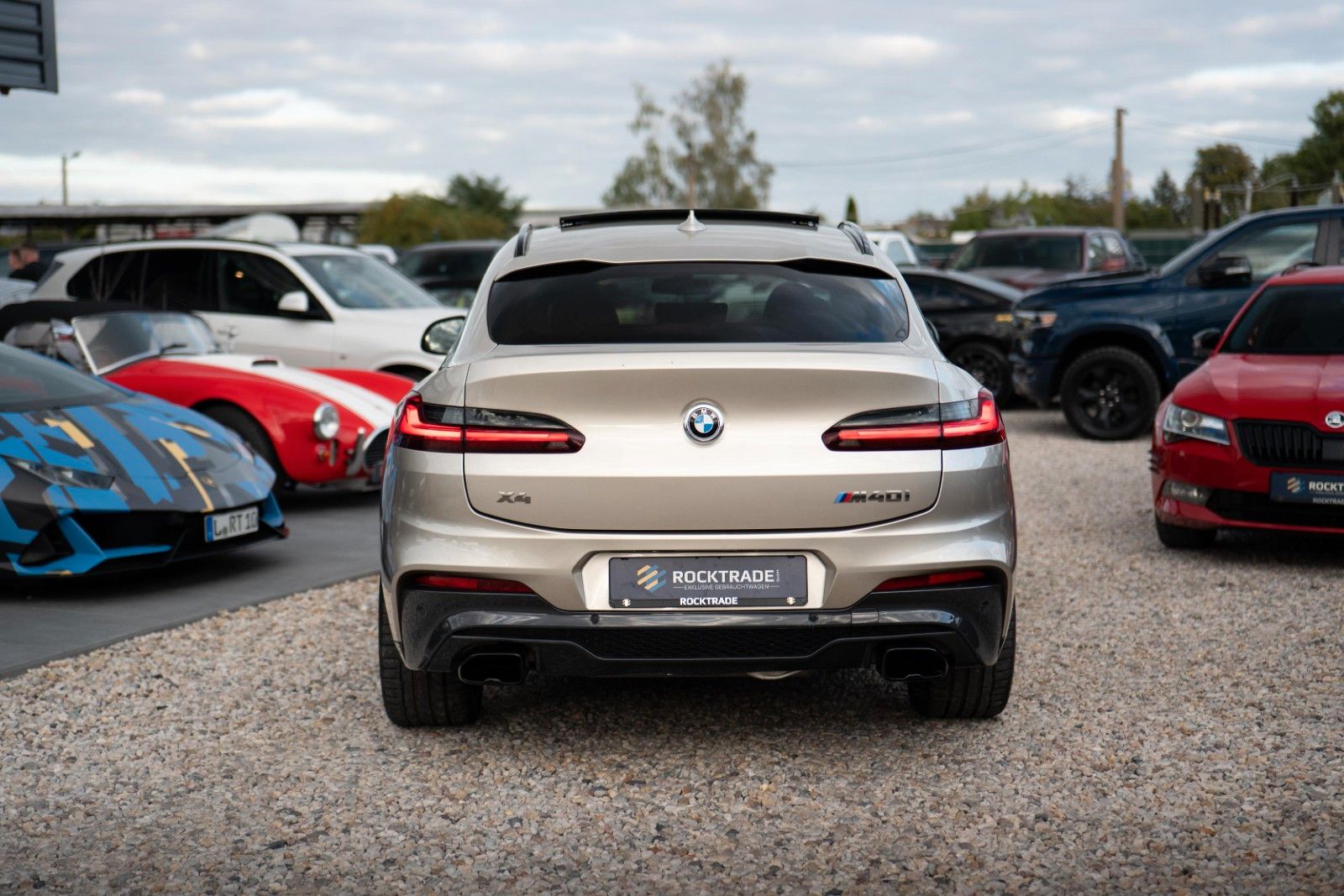 Fahrzeugabbildung BMW X4 M40i M Performance Shadow Line | Pano | LED