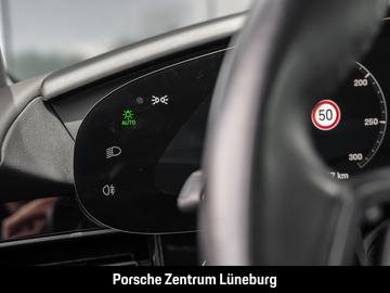 صورة مصغرة 35 لـ 2022 Porsche TAYCAN