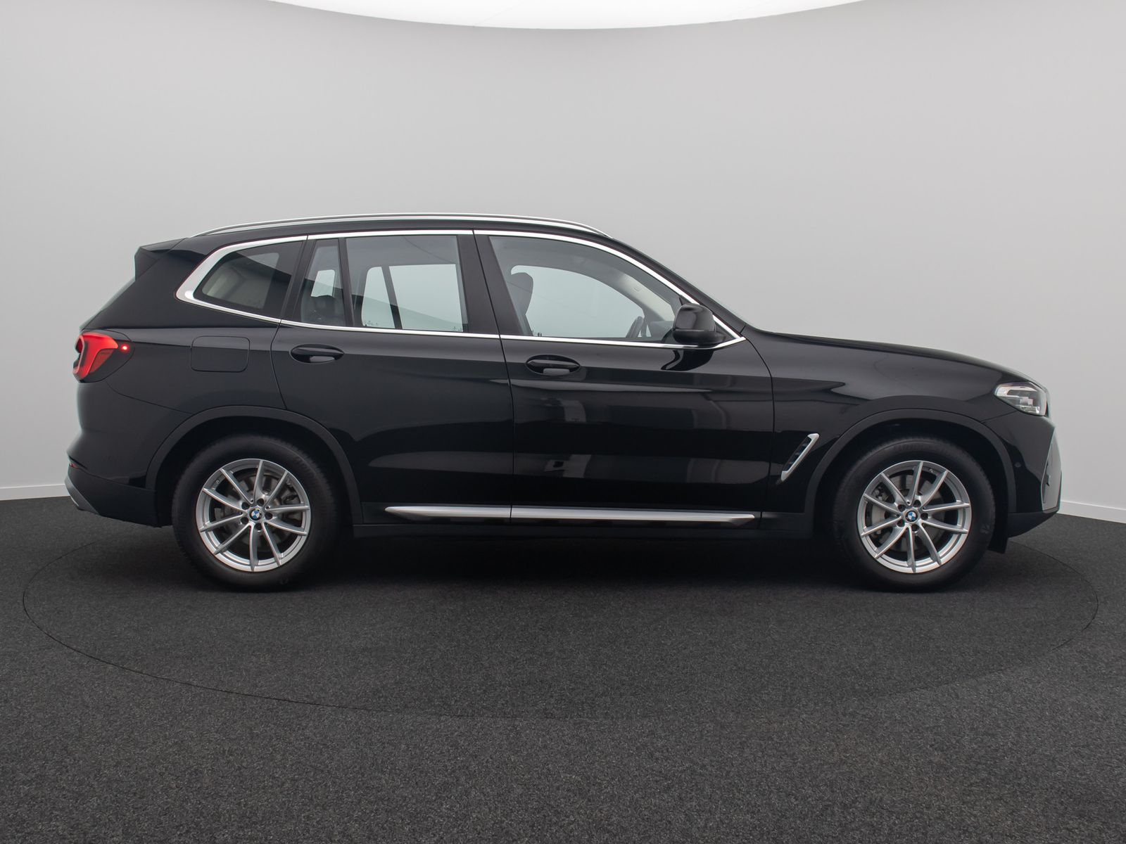 Fahrzeugabbildung BMW X3 xD30d Leder Memory DAB Kamera Sportsitz18Zoll