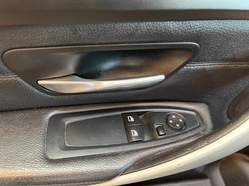 BMW 420 d Coupe Aut. *BI-XENON*NAVI*PDC*LEDER*SHZ*