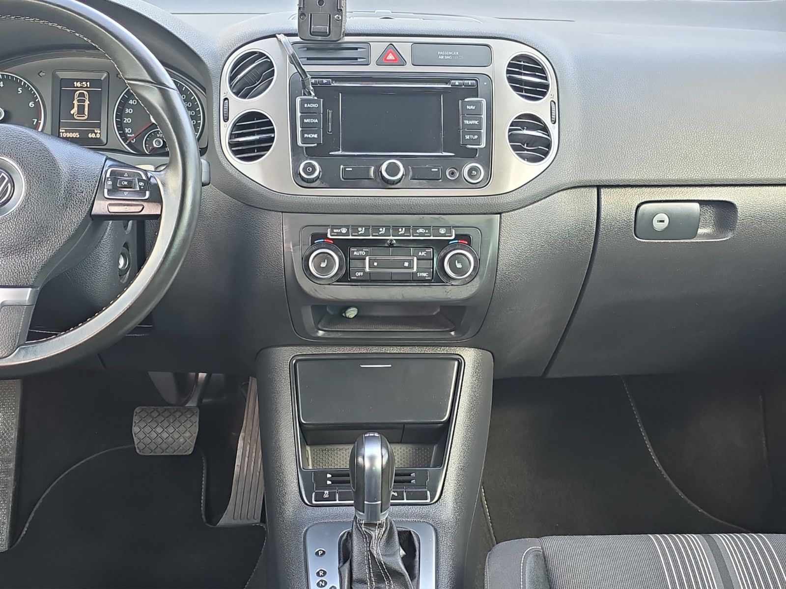 Fahrzeugabbildung Volkswagen Golf Plus VI Match DSG AUTOMATIK TEMPOMAT NAVI