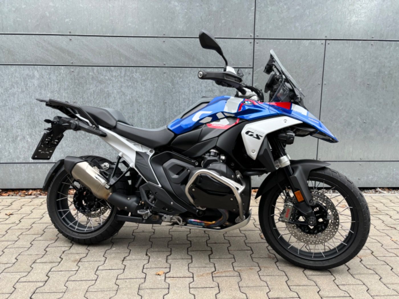 Fahrzeugabbildung BMW R 1300 GS Trophy 4 Pakete Fahrzeughöhenregelung