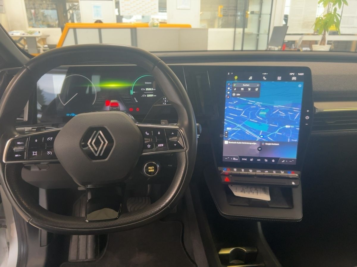 Fahrzeugabbildung Renault Megane E-TECH TECHNO EV40 130hp boost charge