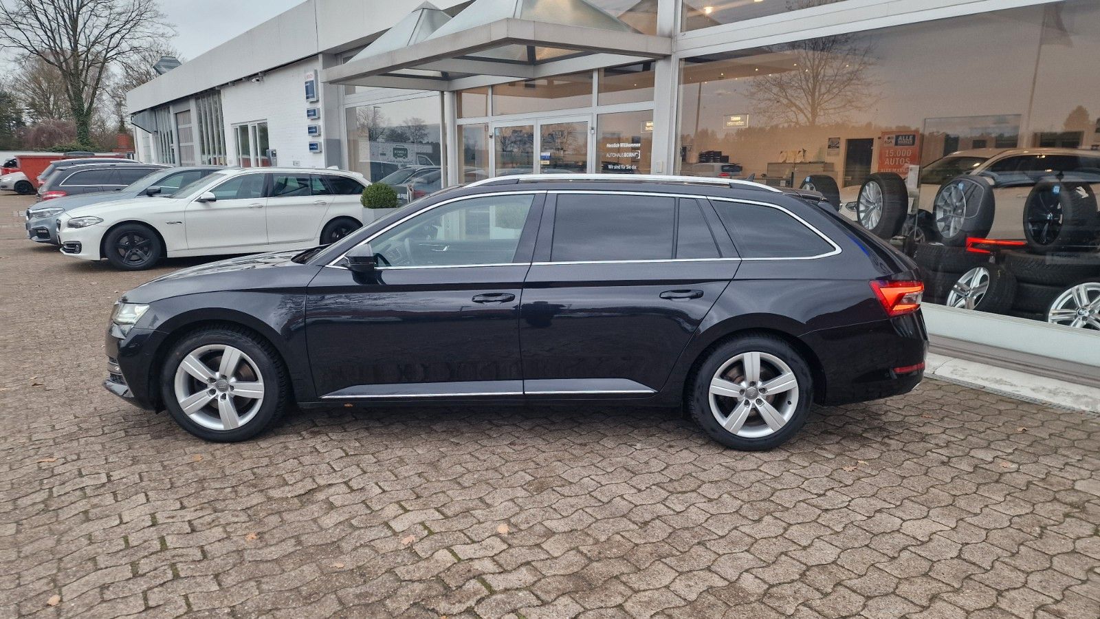 Skoda Superb Combi L&K AHK PANORAMA foto 13
