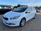 Kia Ceed Sportswagon 1.6GDI Dream Team +KAMERA+NAVI+ - Kia: Cee D Sport