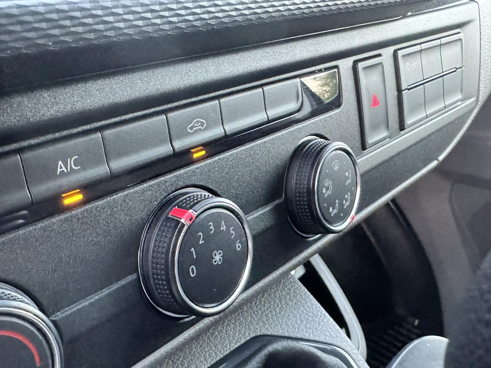 Volkswagen T6 Transporter 6.1 Kasten TDI LR Klima