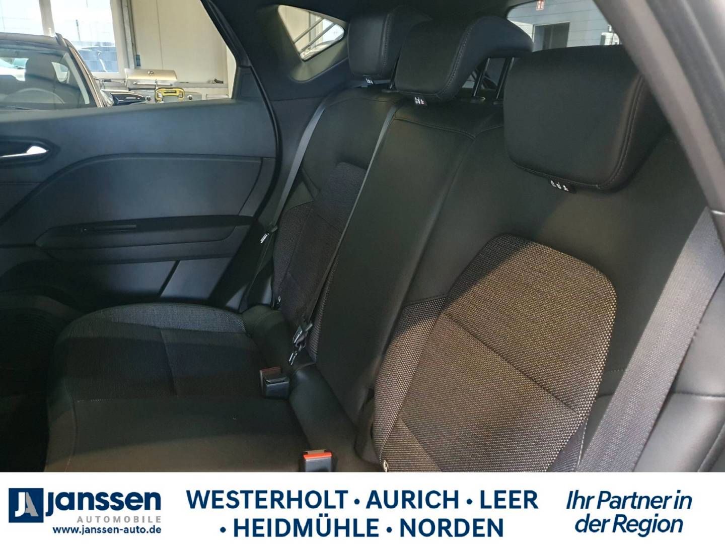Fahrzeugabbildung Renault CAPTUR RIVE GAUCHE TCe 160 EDC