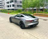 Jaguar F-Type P300 FIRST EDITION FIRST EDITION - graue Jaguar F-Type