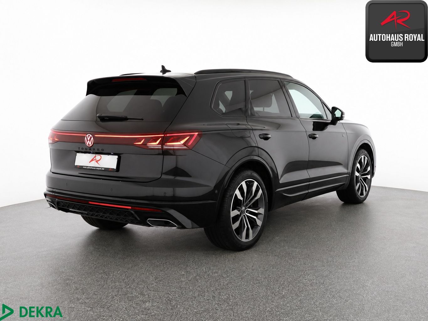 Volkswagen Touareg 3.0 TSI 4M R LINE MATRIX DYNAUDIO,360° foto 5