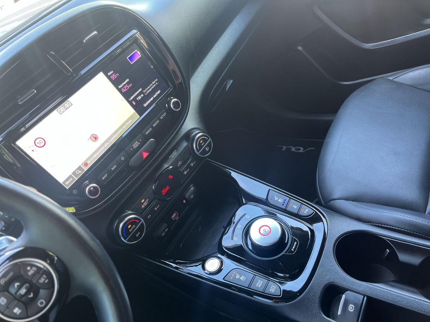 Fahrzeugabbildung Kia Soul E-SOUL SPIRIT *3-PHASEN-CHARGER* *LEDER-PAK