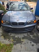 BMW E46 Touring318i Motor läuft - BMW 318: 318i Motor