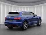 Volkswagen Touareg R-LINE 4Mot*Luftfed StandHzg 360°Kam AHK - Used cars