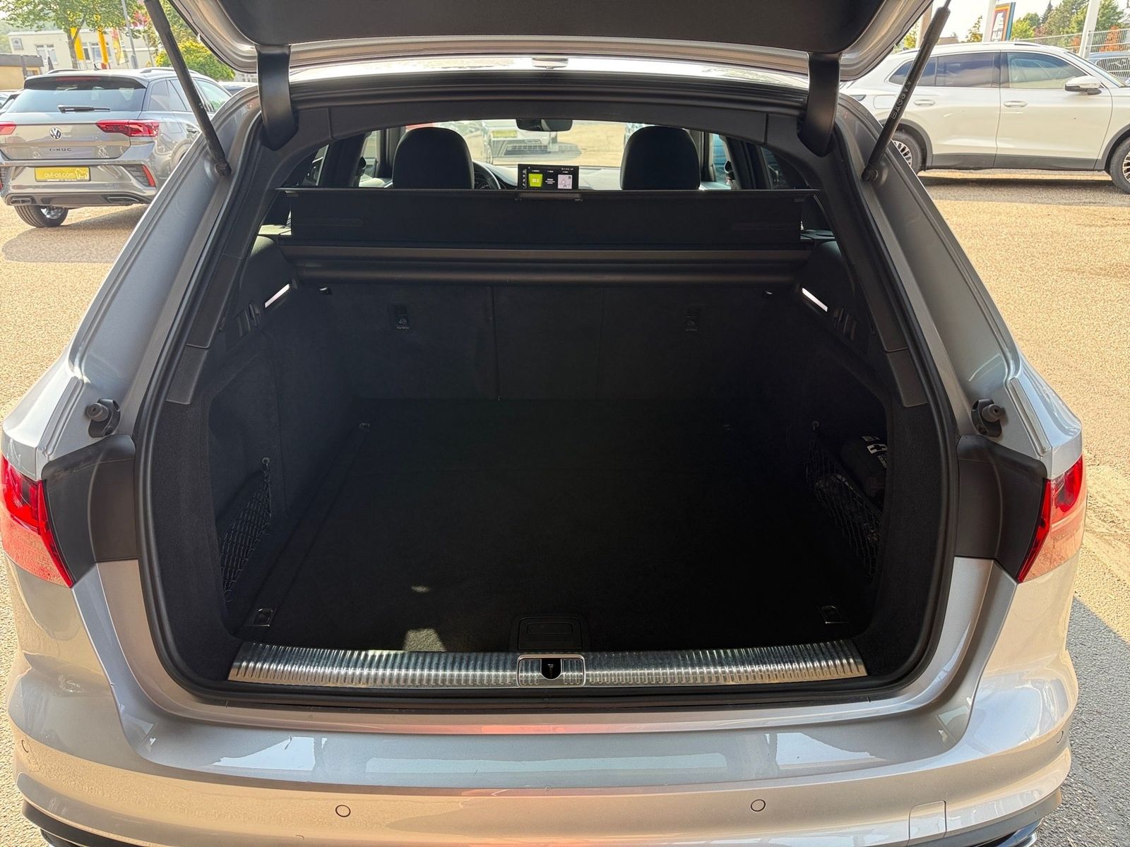 Audi A4 - Bild 8