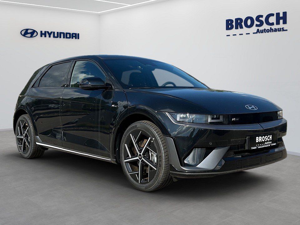 Fahrzeugabbildung Hyundai IONIQ 5 (MY25) 4WD N-LINE NAV+CARPLAY+SHZ+MATRIX