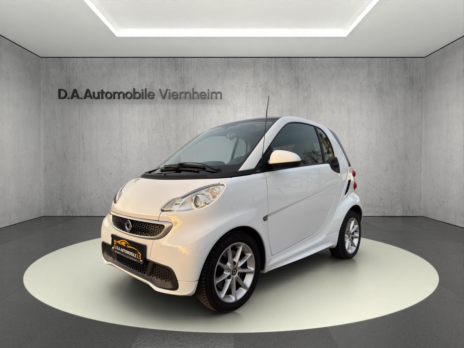 Smart ForTwo  coupe°Navi°Klima°Sitzheizung°Panorama°