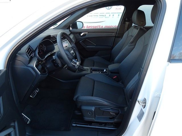 Q3 40 TFSI S Line business quattro