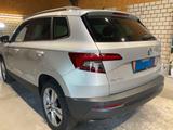 Skoda Karoq Style 1.5TSI 150PS DSG*NAVI*AHK*ACC*KAM - Skoda Karoq Gebrauchtwagen in Berlin
