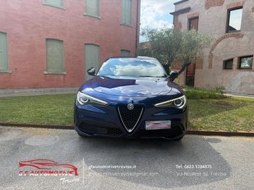 Alfa-Romeo Stelvio - 2